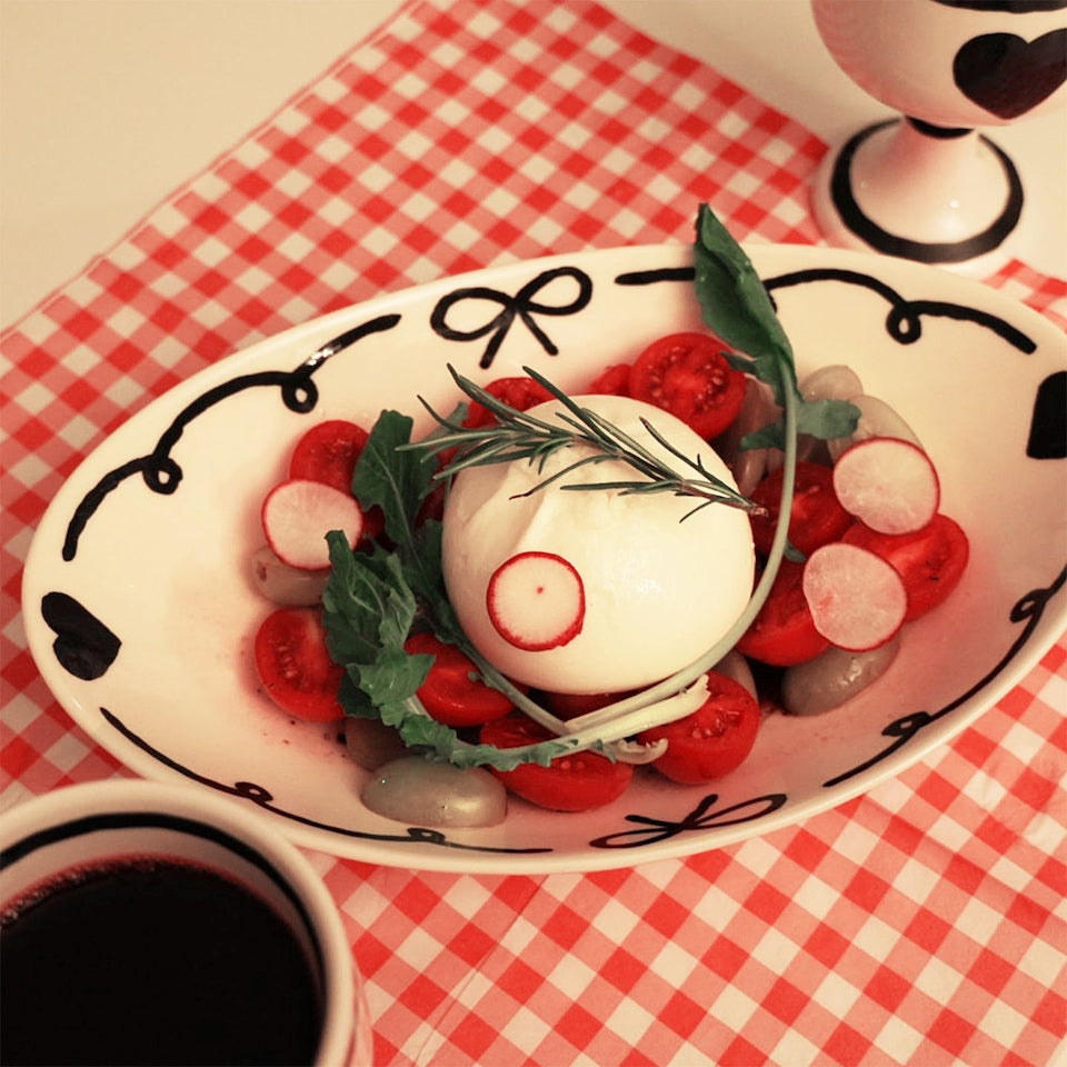 Ribbon & Heart Salad Bowl - lifestyle