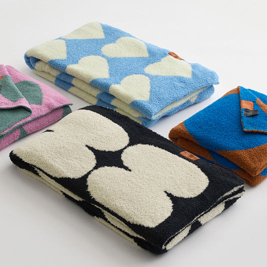 BWTZ Fluffy Knit Blanket