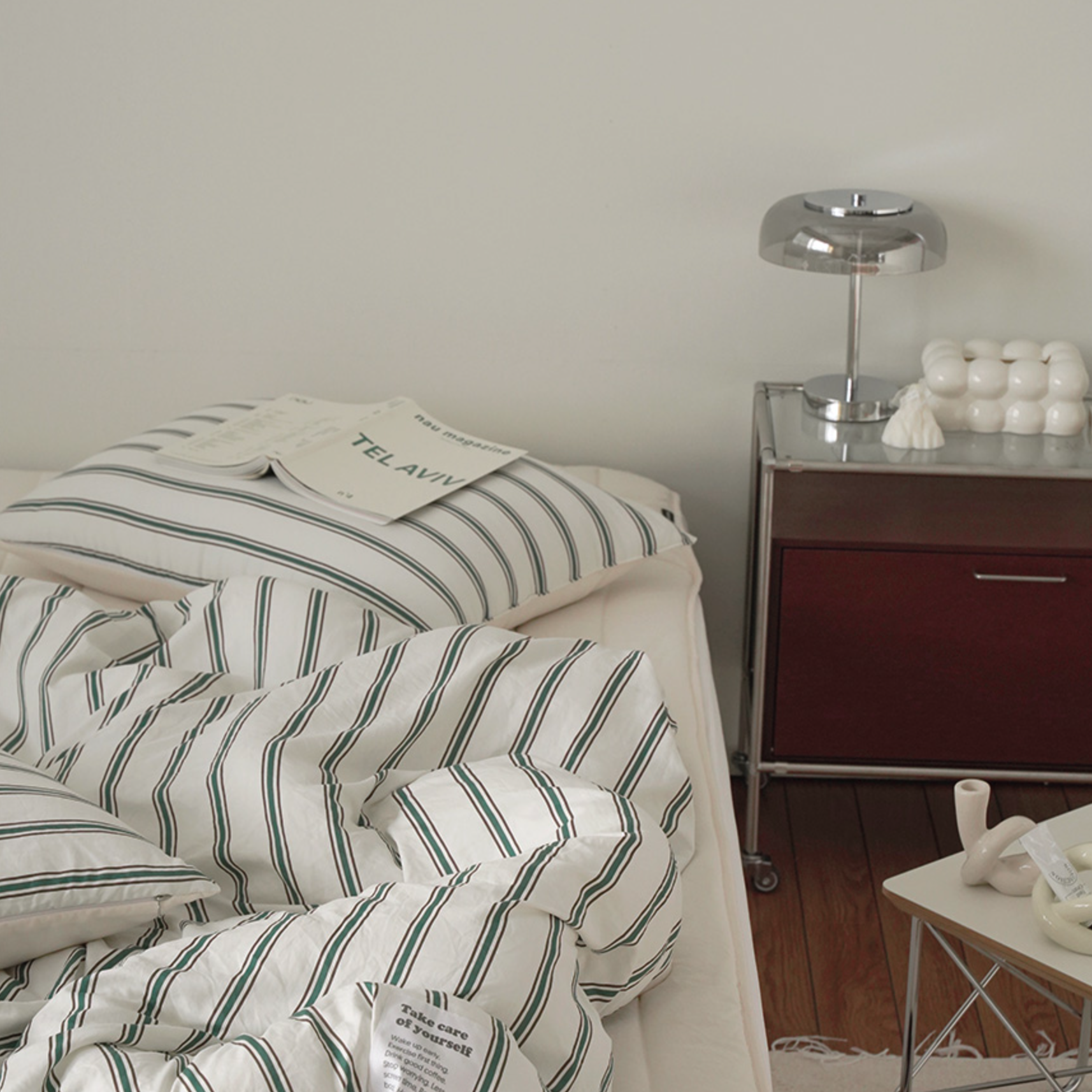 Deep Sleep Stripe All Season Comforter Set