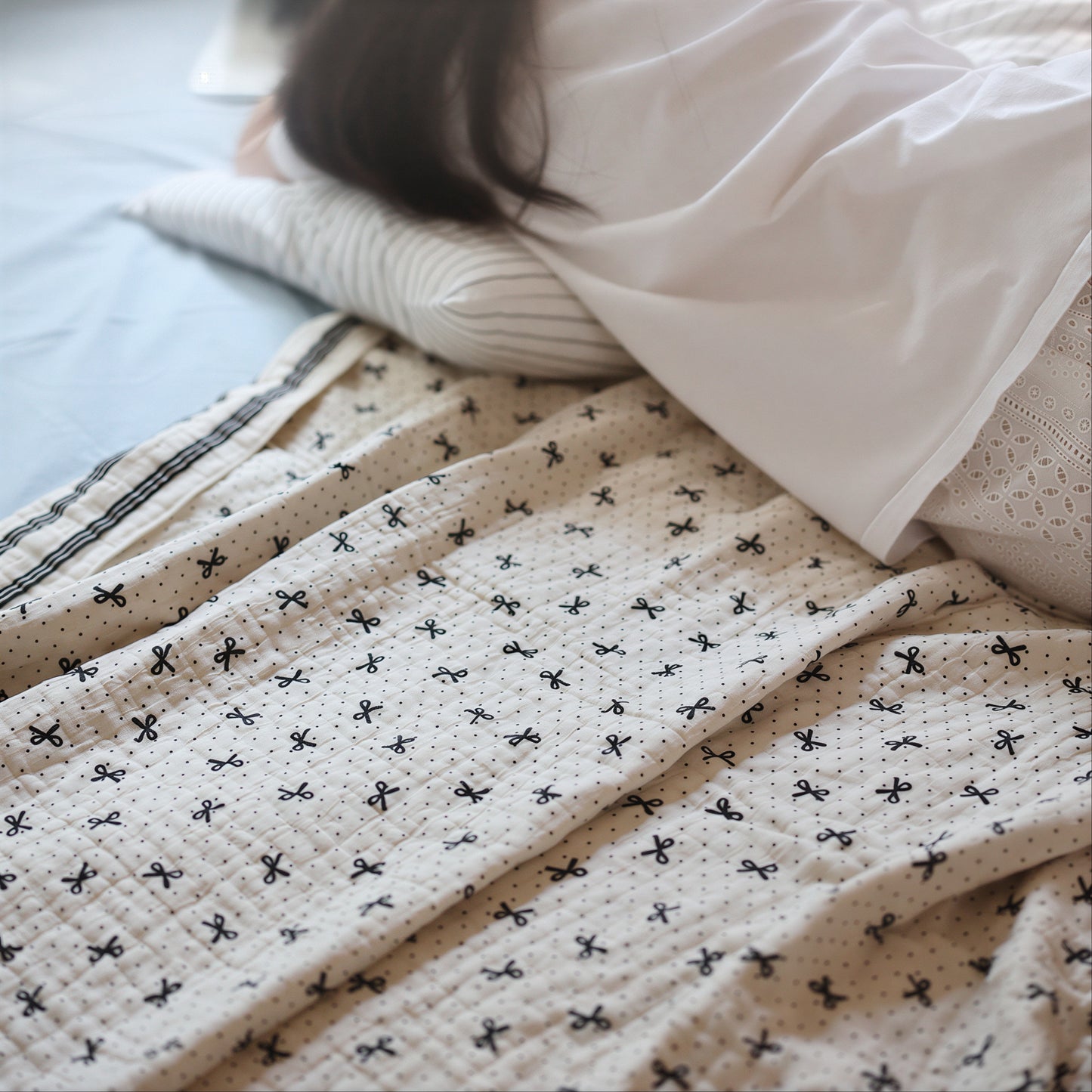 Muli Ethnic Gauze Blanket