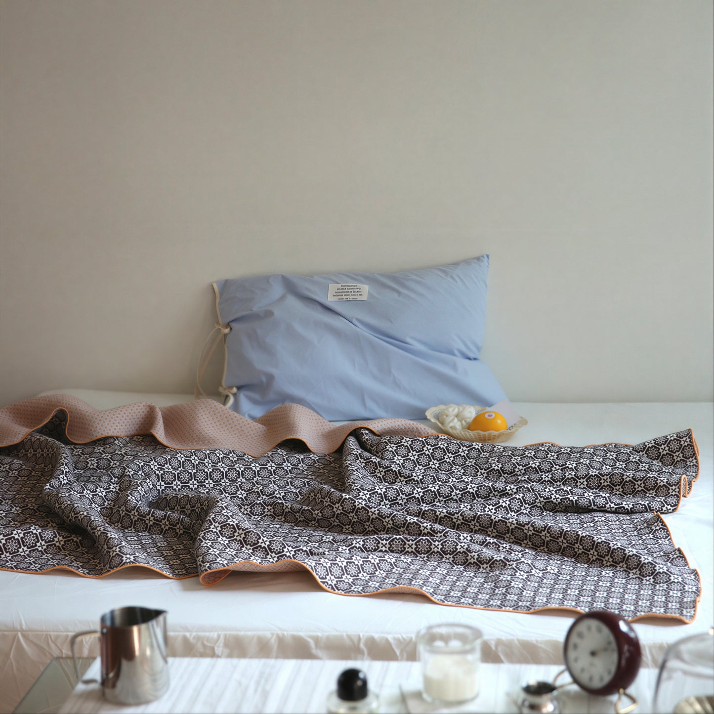 Muli Ethnic Gauze Blanket - detail view