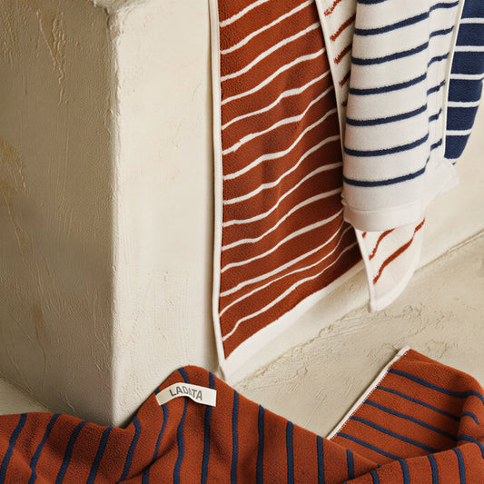 Double-Sided Pattern Hotel Towel Set (5-Piece)