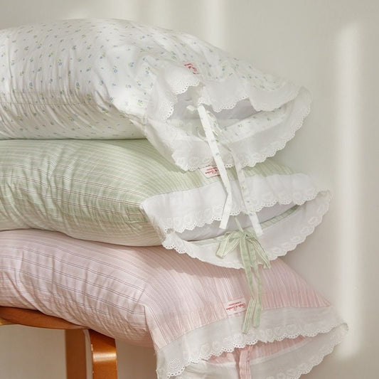 Little Sleepy Soft Lace Cotton Pillowcase - detail view