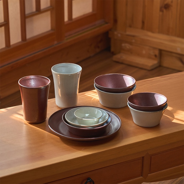 Dan Dinnerware Set for 2 (10-Piece)