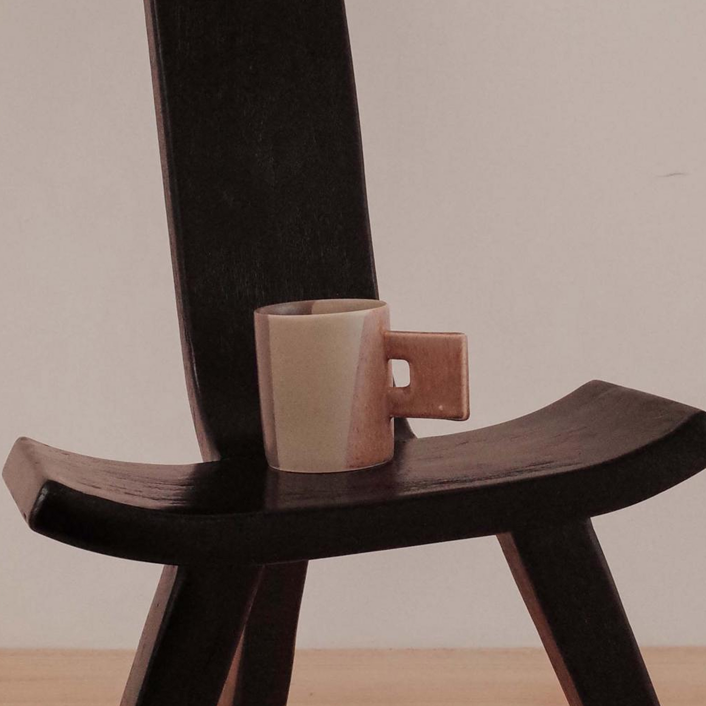 Layer Mug - Night - detail view