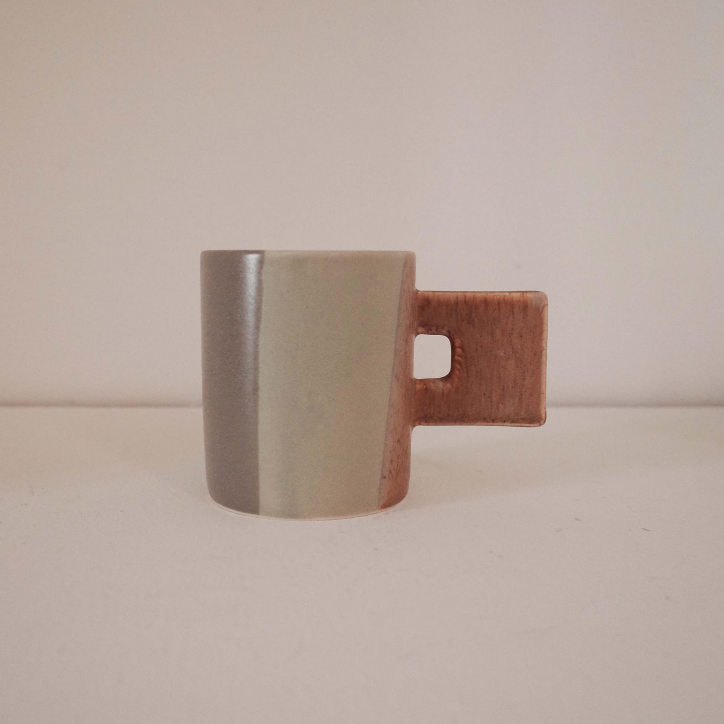 Layer Mug - Night - lifestyle