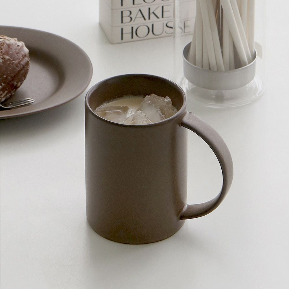 Doze Half Moon Tall Mug - close up