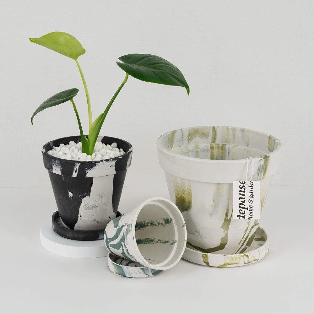 Marbled Plastic Flowerpot