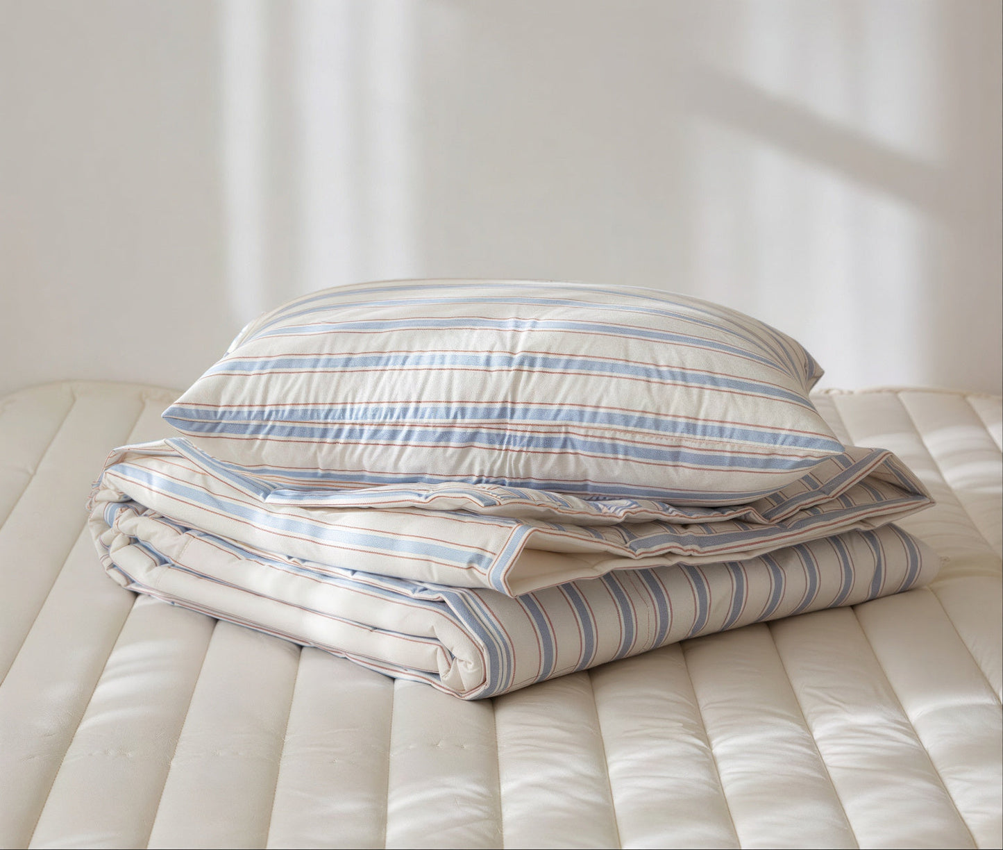 Vintage Mansion Cotton Comforter & Pillow Set - image 6 of 10