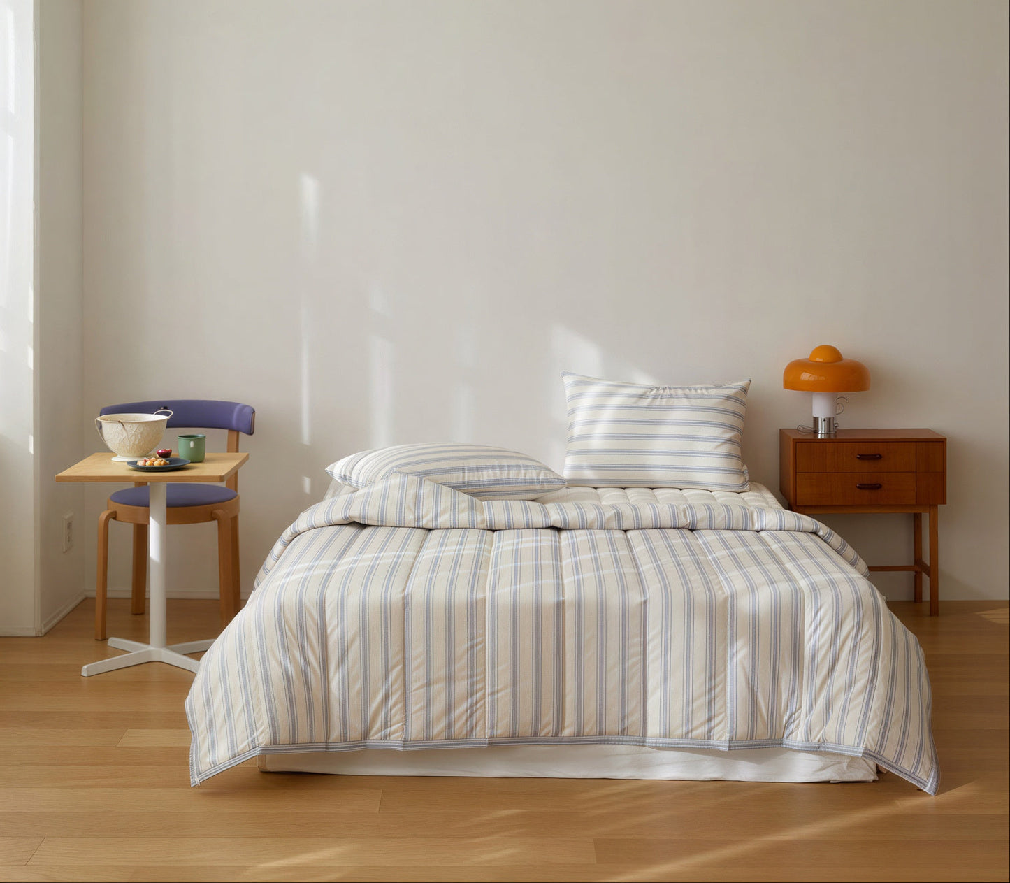 Vintage Mansion Cotton Comforter & Pillow Set - detail view