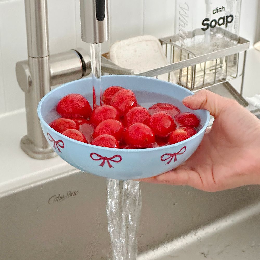 Bow Pedestal Fruit Bowl with Drain