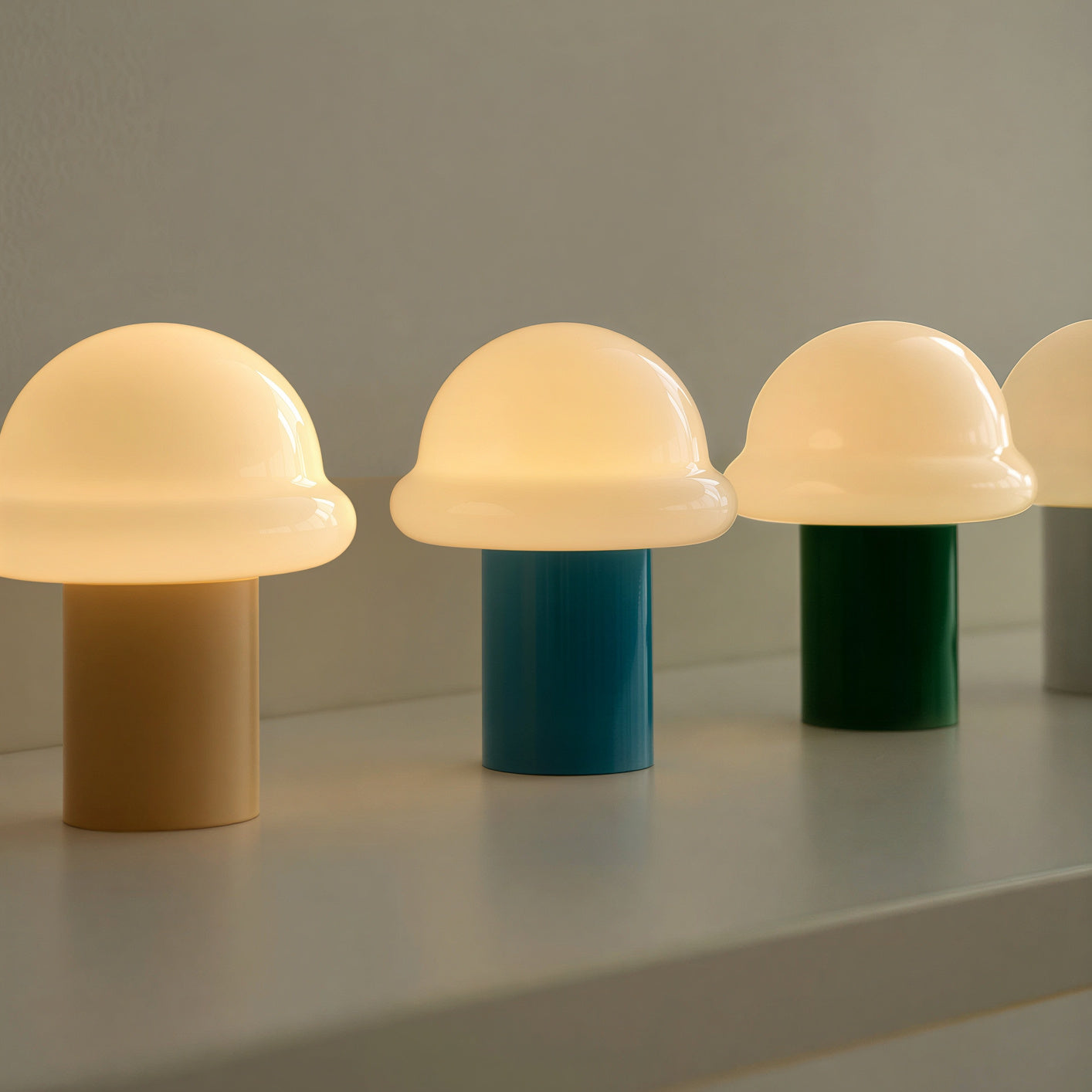 Chubby Mini Half-Cap Portable Lamp
