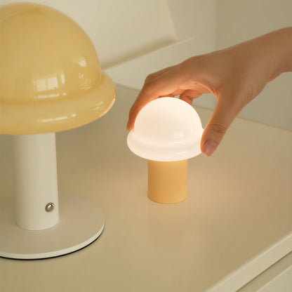 Chubby Mini Half-Cap Portable Lamp