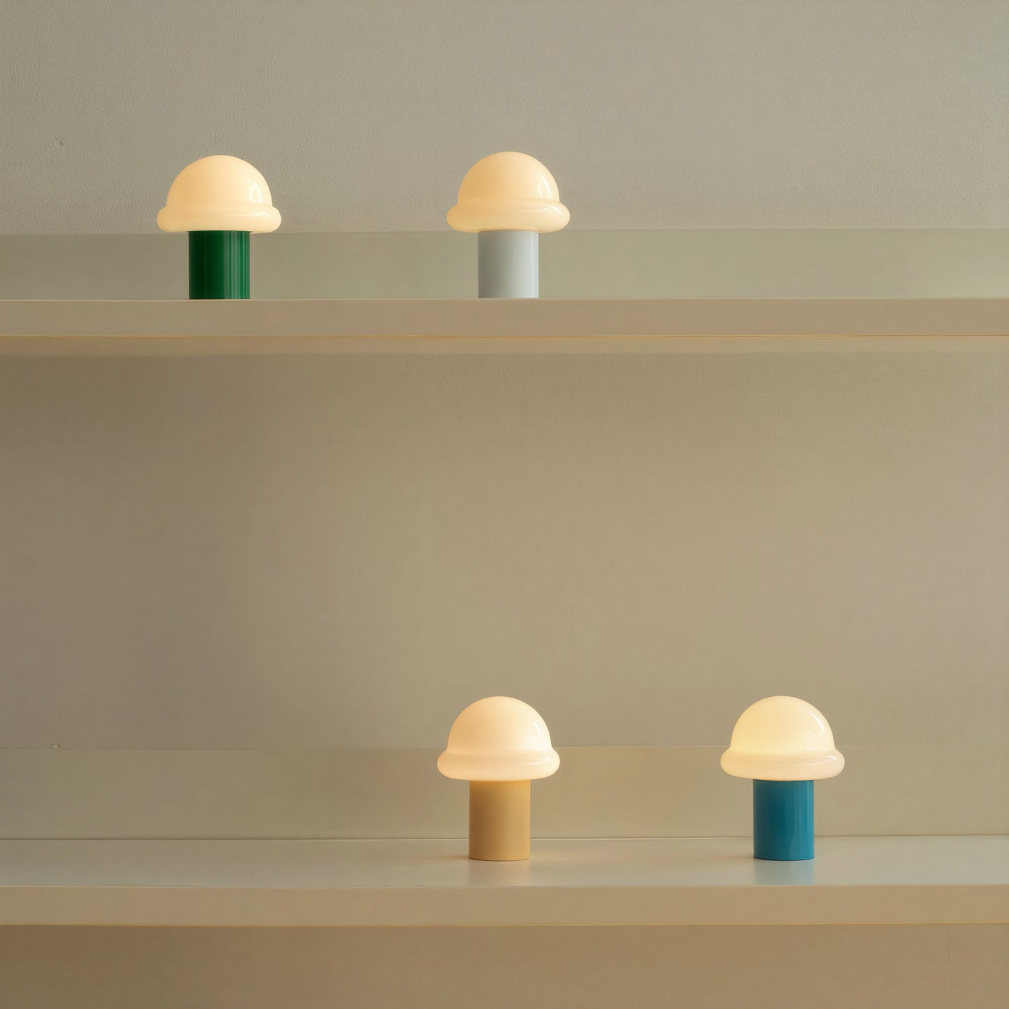 Chubby Mini Half-Cap Portable Lamp