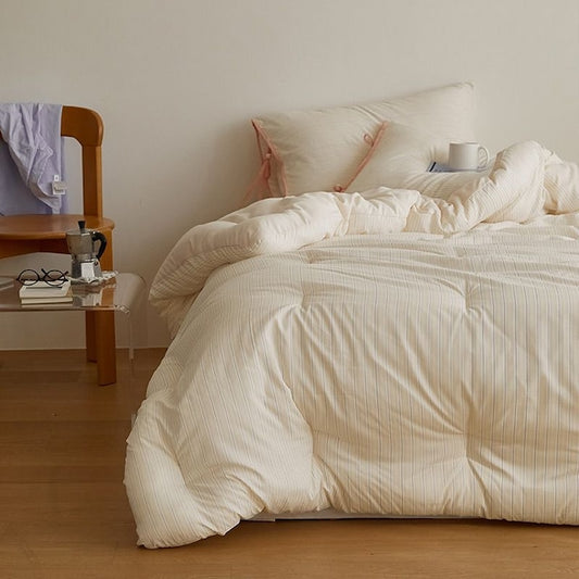 Daily Dream Dust-Free Comforter & Pillow Set