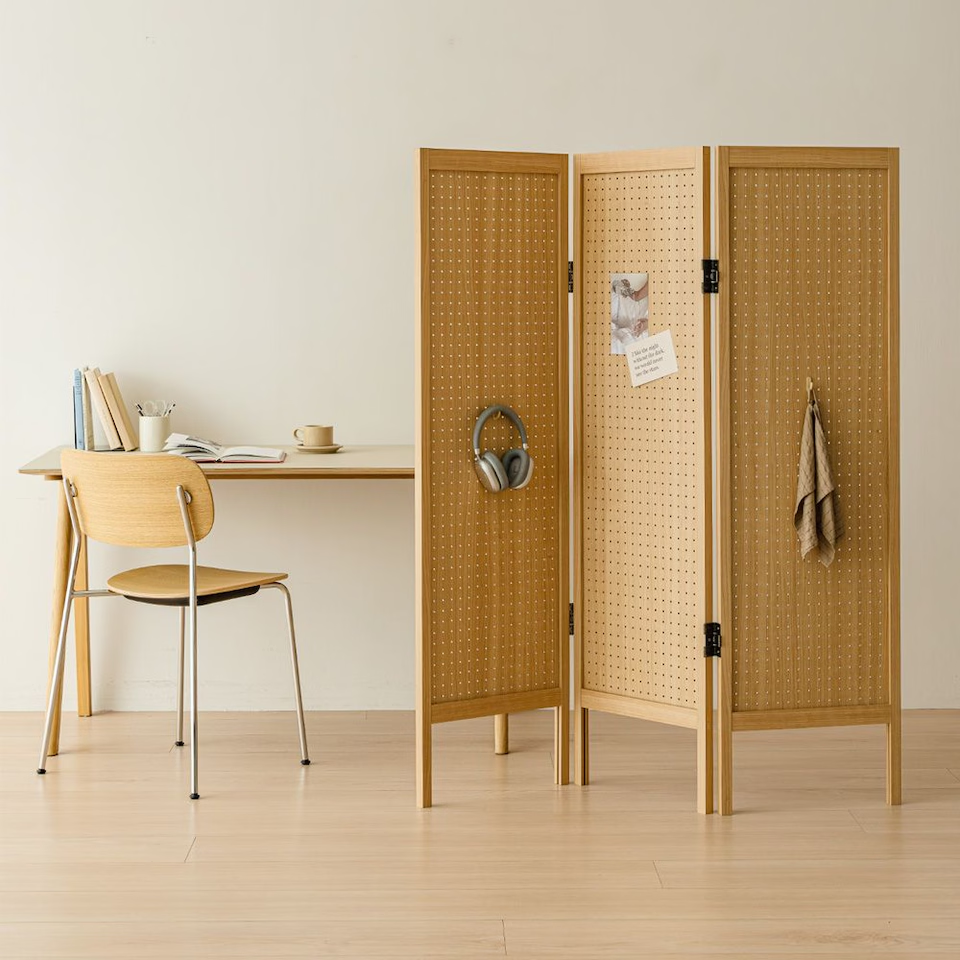 Vine 3-Panel Pegboard Standing Partition