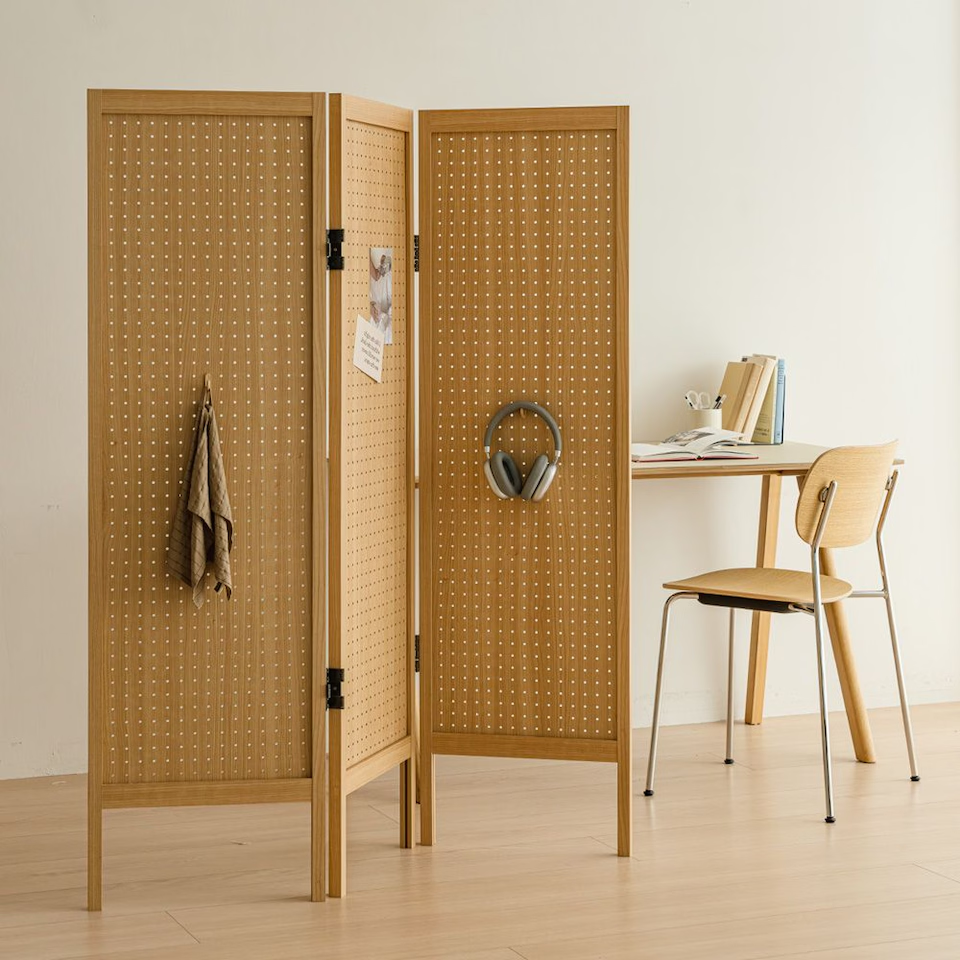 Vine 3-Panel Pegboard Standing Partition