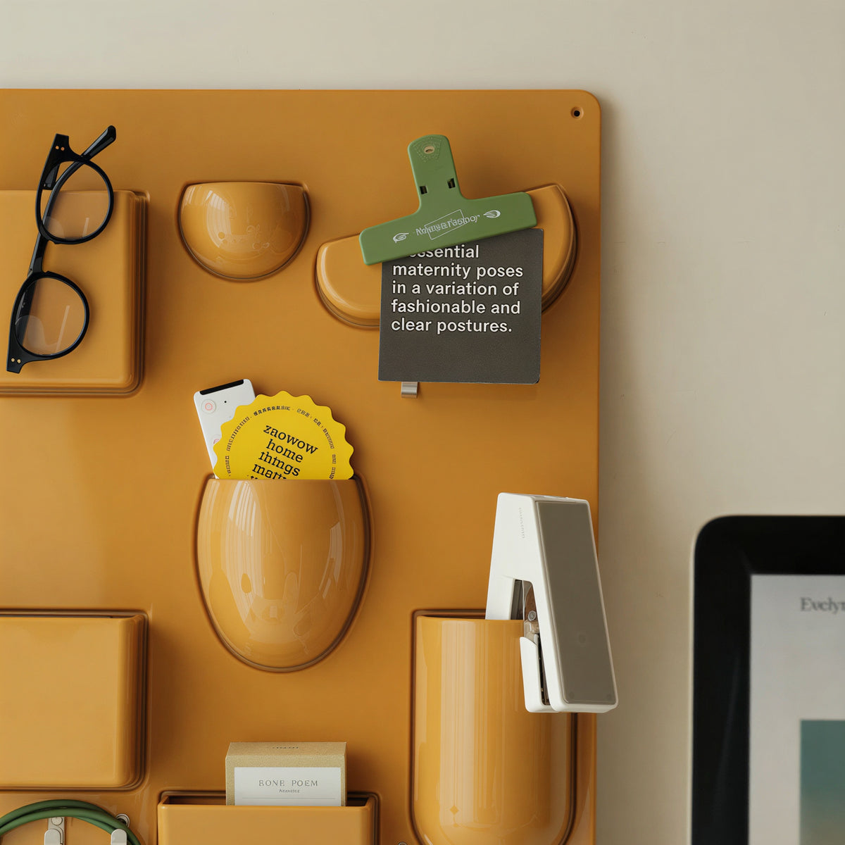 Wall-Mounted Storage Desk Board