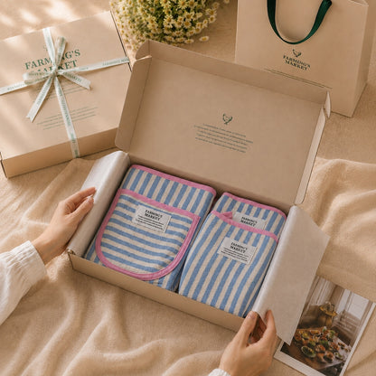 Cozy Kitchen Apron & Oven Mitt Gift Set