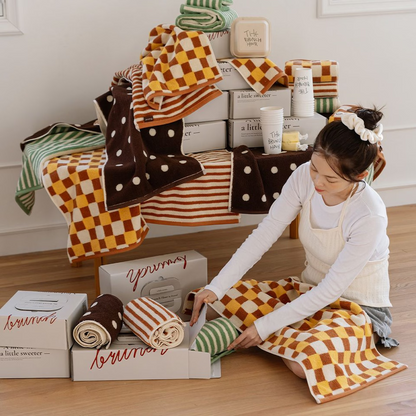 Brunch 40s Combed Cotton Hotel Towel Gift Set (4-Piece)