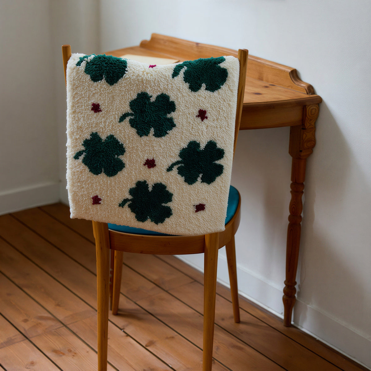 Clover Cream Mini Rug