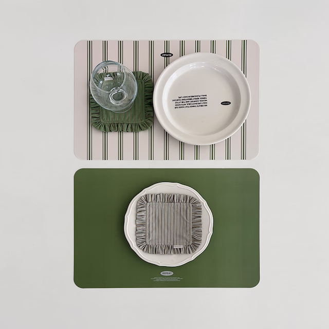 Days Reversible Table Mat Set (2-Piece)