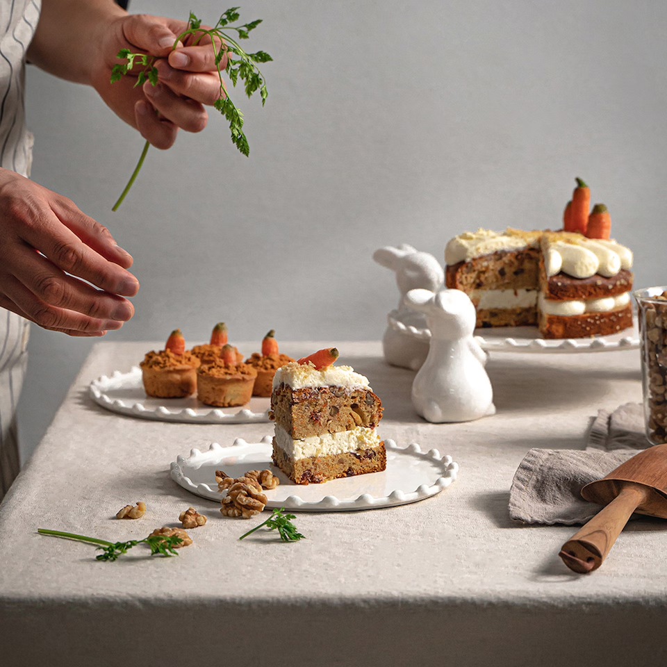 Rabbit Dessert Cake Stand