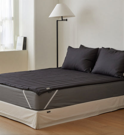 Stay Dust-Free Bed Pad