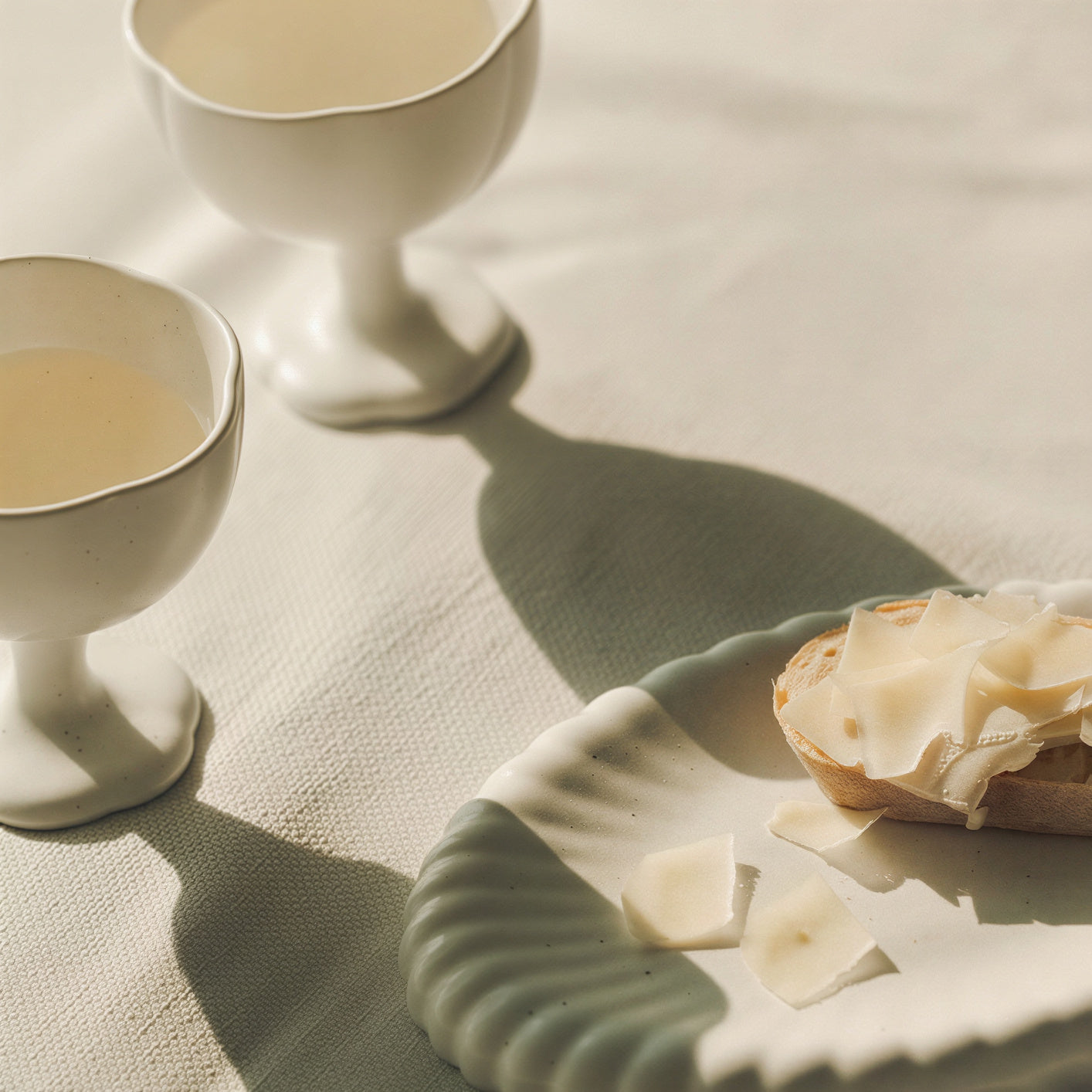 Blooming Ceramic Goblet Cup Set for 2
