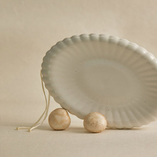 Blooming Reversible Oval Plate