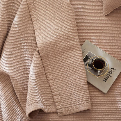 Eve Garden Pigment-Washed Comforter Pad