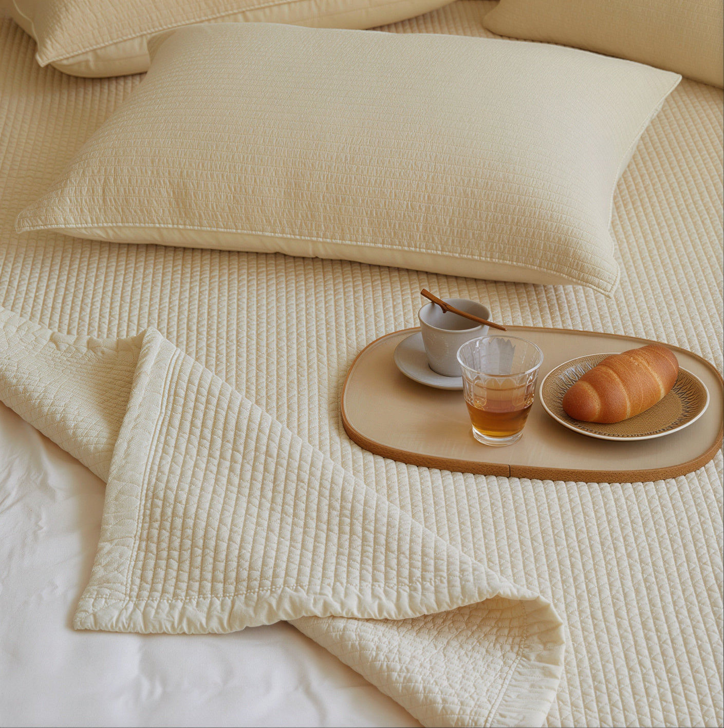 Eve Garden Pigment-Washed Comforter Pad