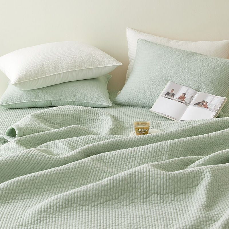 Eve Garden Pigment-Washed Comforter Pad