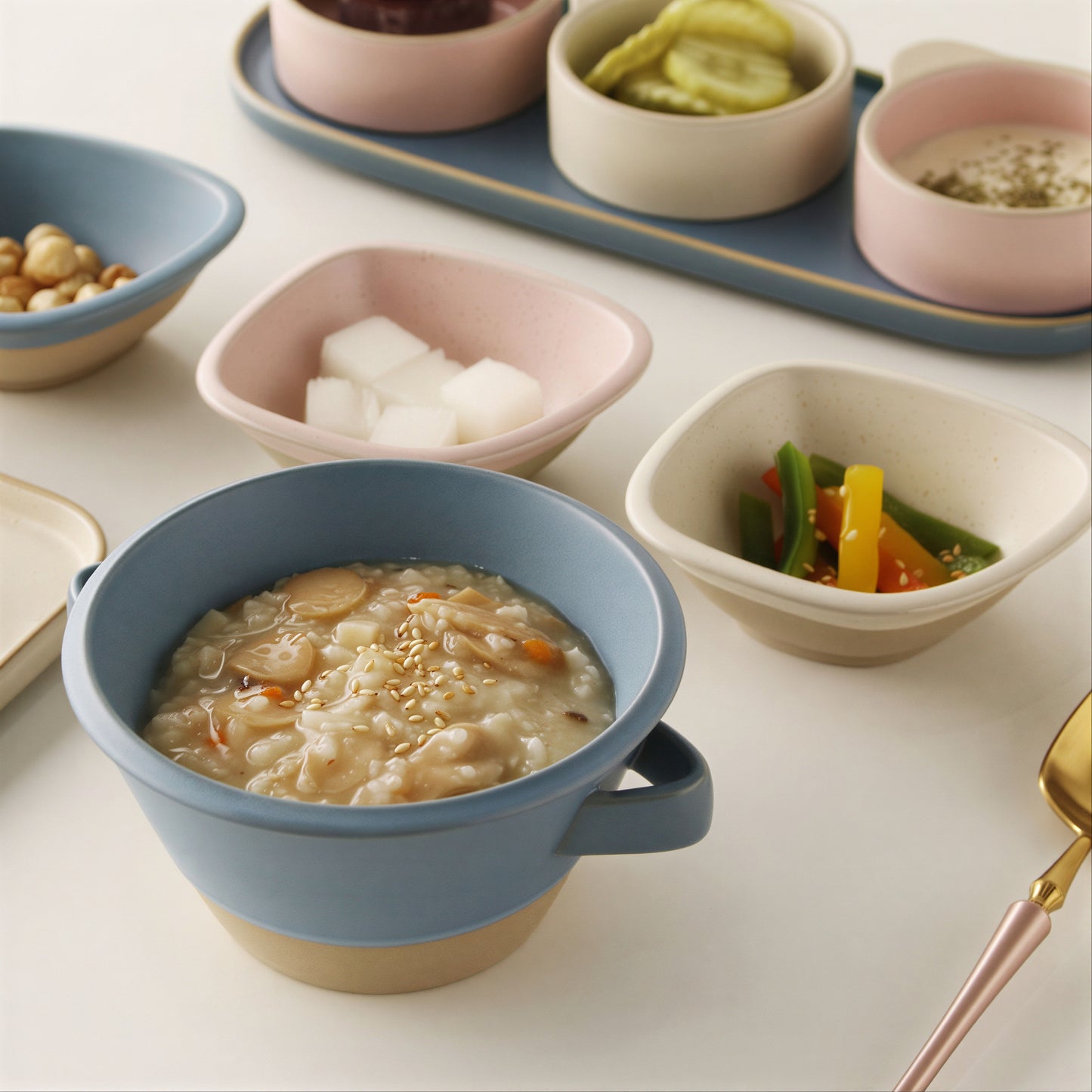 Costa Pastel Two-Tone Handled Bowl - image 5 of 6