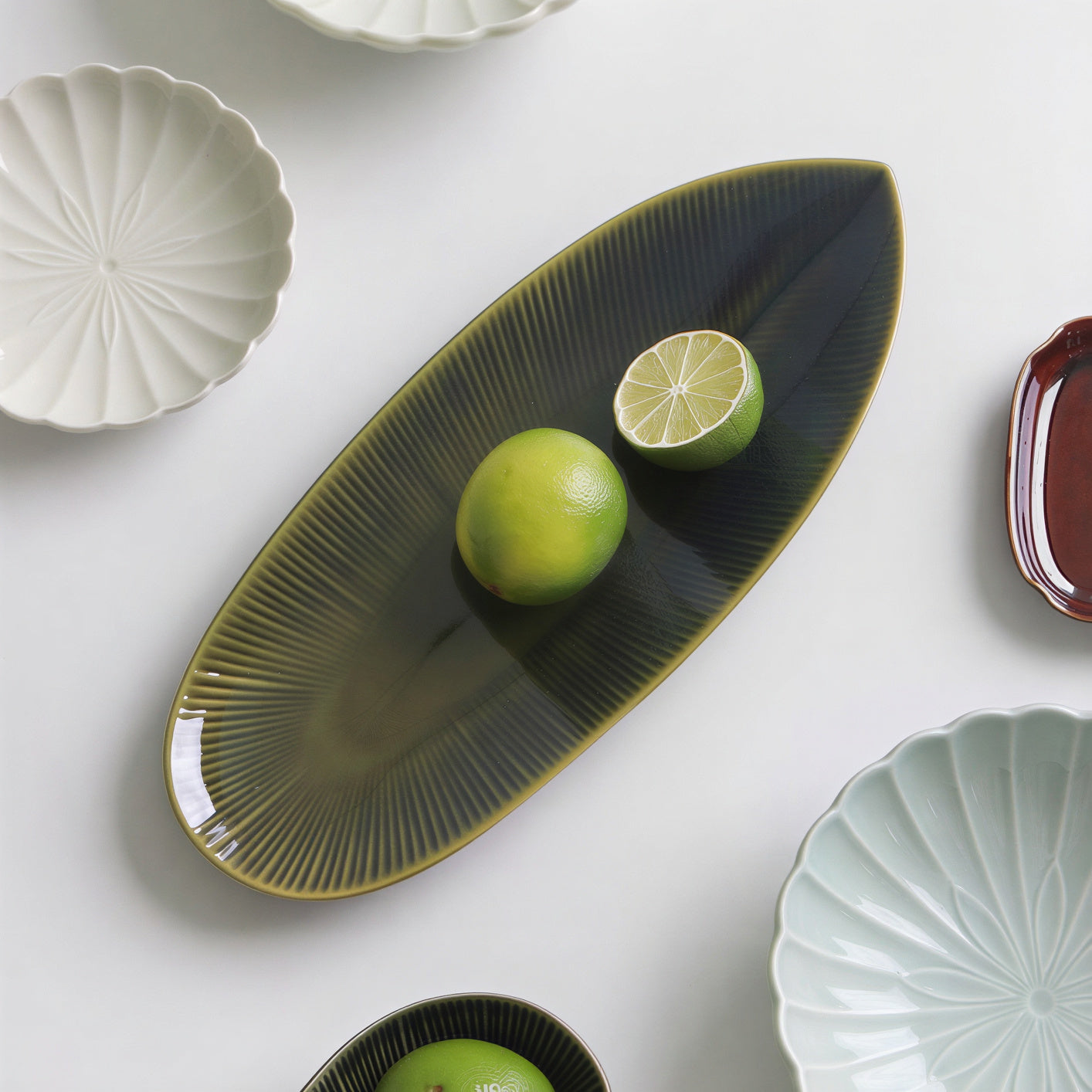 Kasanoha Leaf Platter - Large