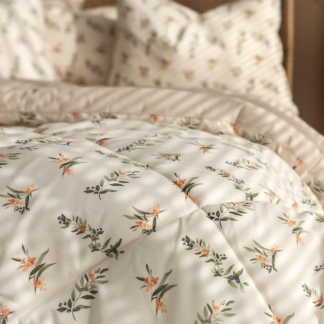 Bebe Flower Cozy Comforter & Pillow Set