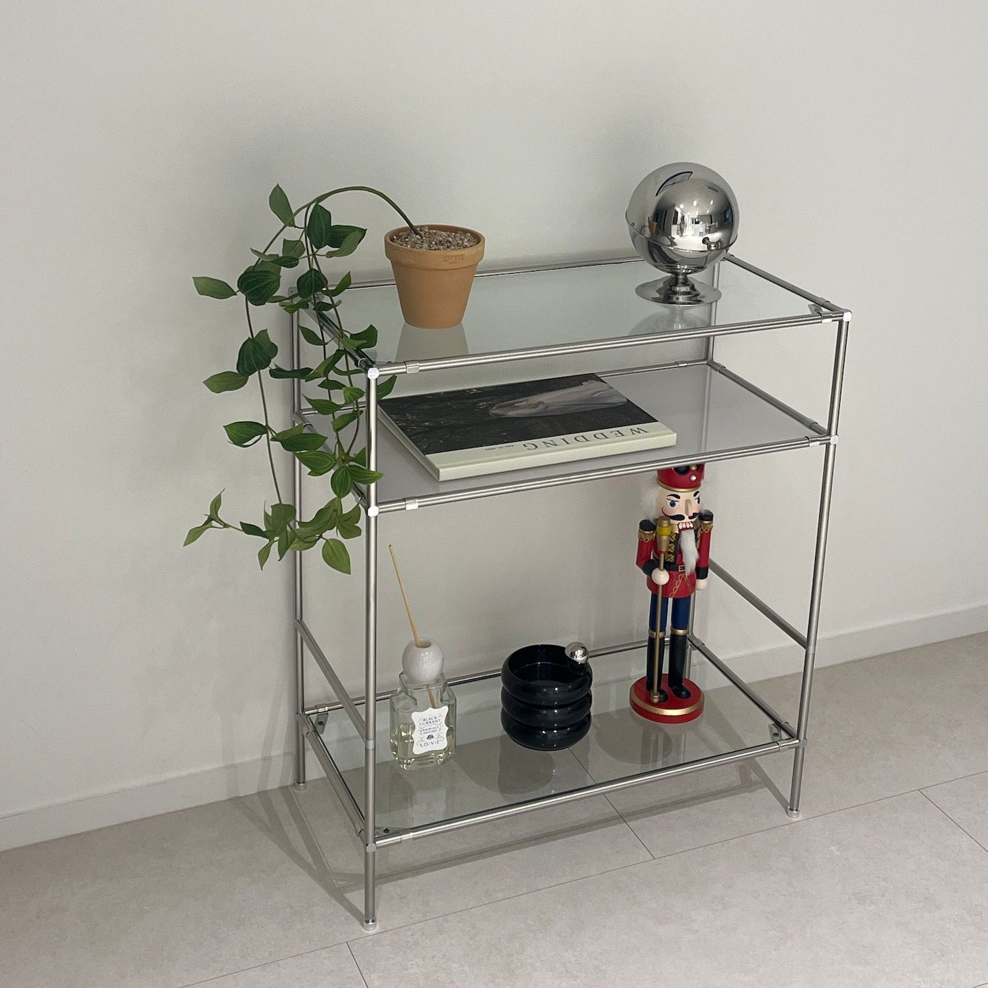 Sense Frame Glass Shelf