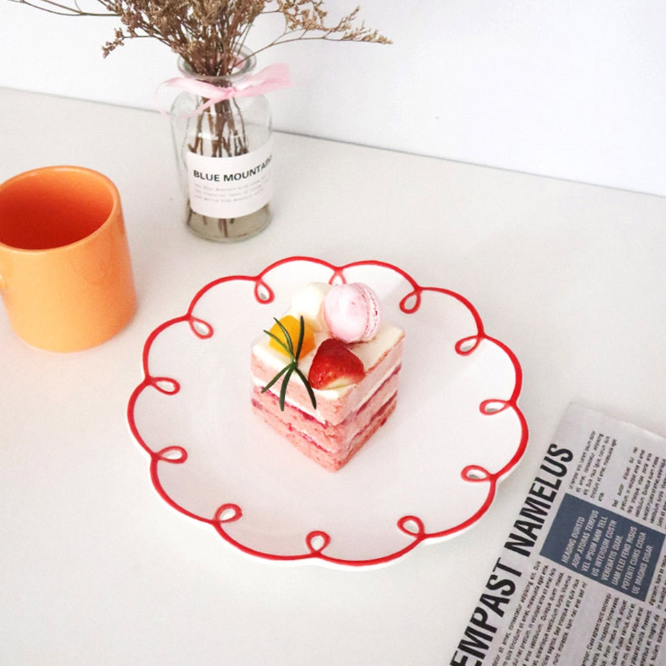 Hand-Drawn Retro Flower Plate