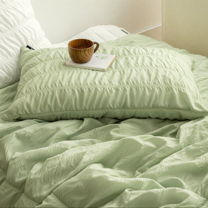 Cool Ripple Seersucker Quilt Comforter