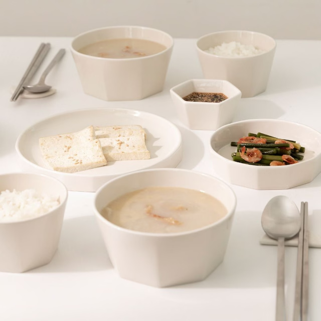 Raum Dinnerware Set for 2 (13-Piece)