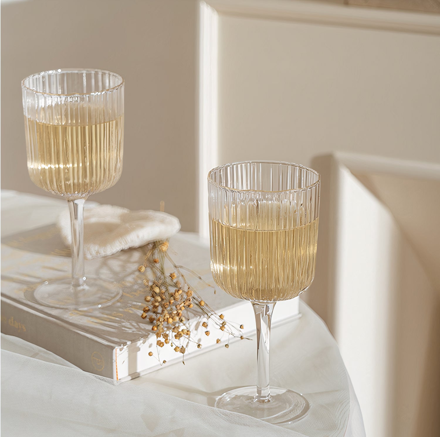 Vintage Pleated Wine Glass (Set of 4)