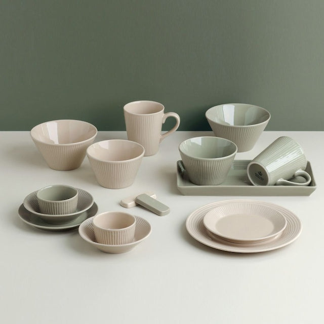 Lining Dinnerware & Plate Home Set for 2 (16-Piece)