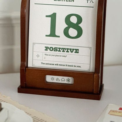 Retro Wood Perpetual Desk Calendar