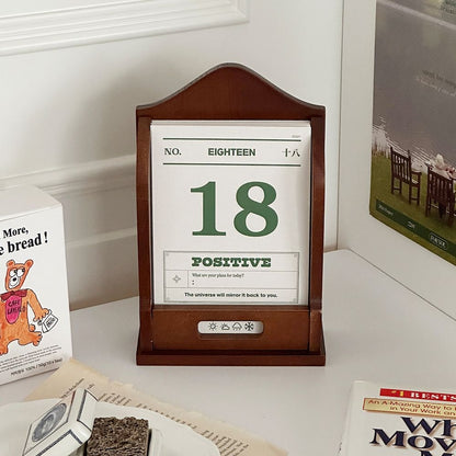 Retro Wood Perpetual Desk Calendar