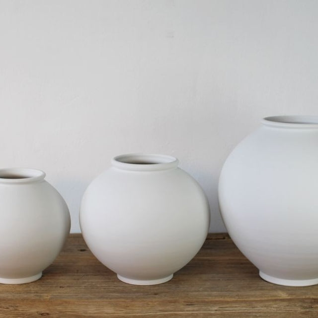 Moon Jar Porcelain Vase