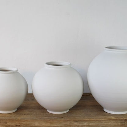 Moon Jar Porcelain Vase