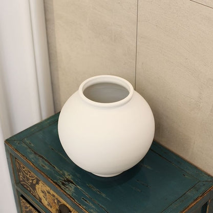 Moon Jar Porcelain Vase