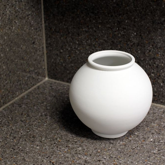 Moon Jar Porcelain Vase