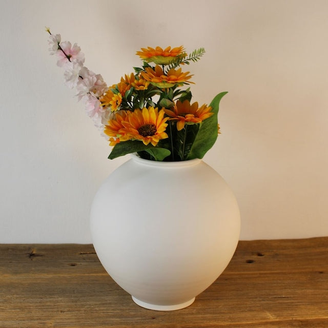 Moon Jar Porcelain Vase