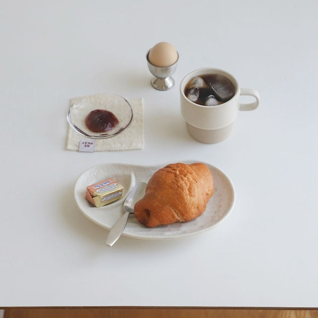 Peanut Shaped Divided Sushi Plate